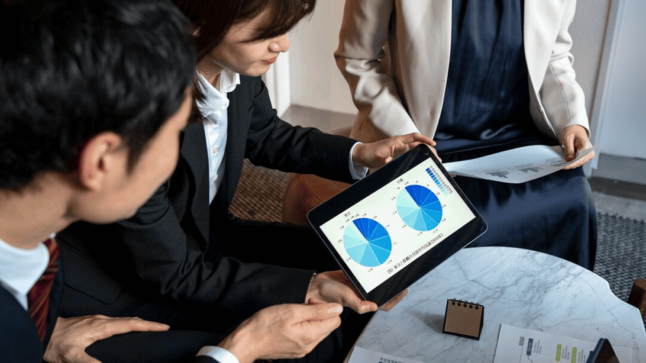 Future-Proofing B2B Sales: How to Drive Growth in a Digital-First Economy