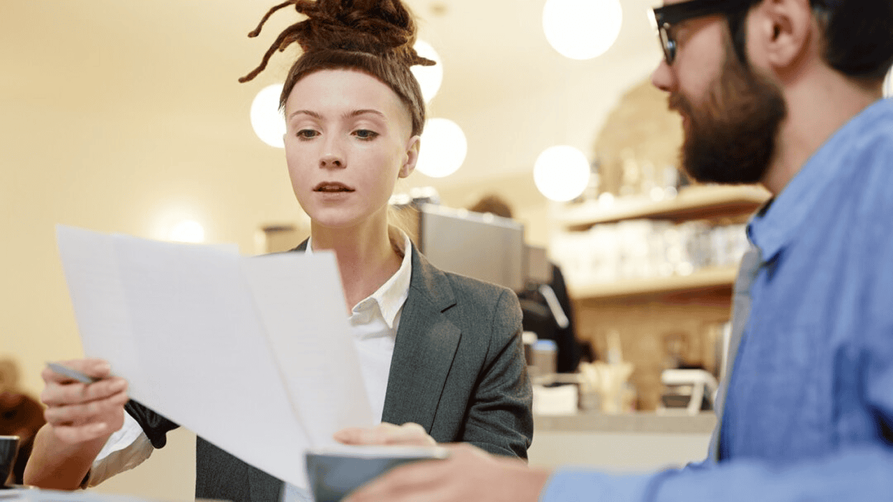 Retail Stores Make a Comeback: Shoppers Return for In-Person Experiences in 2025